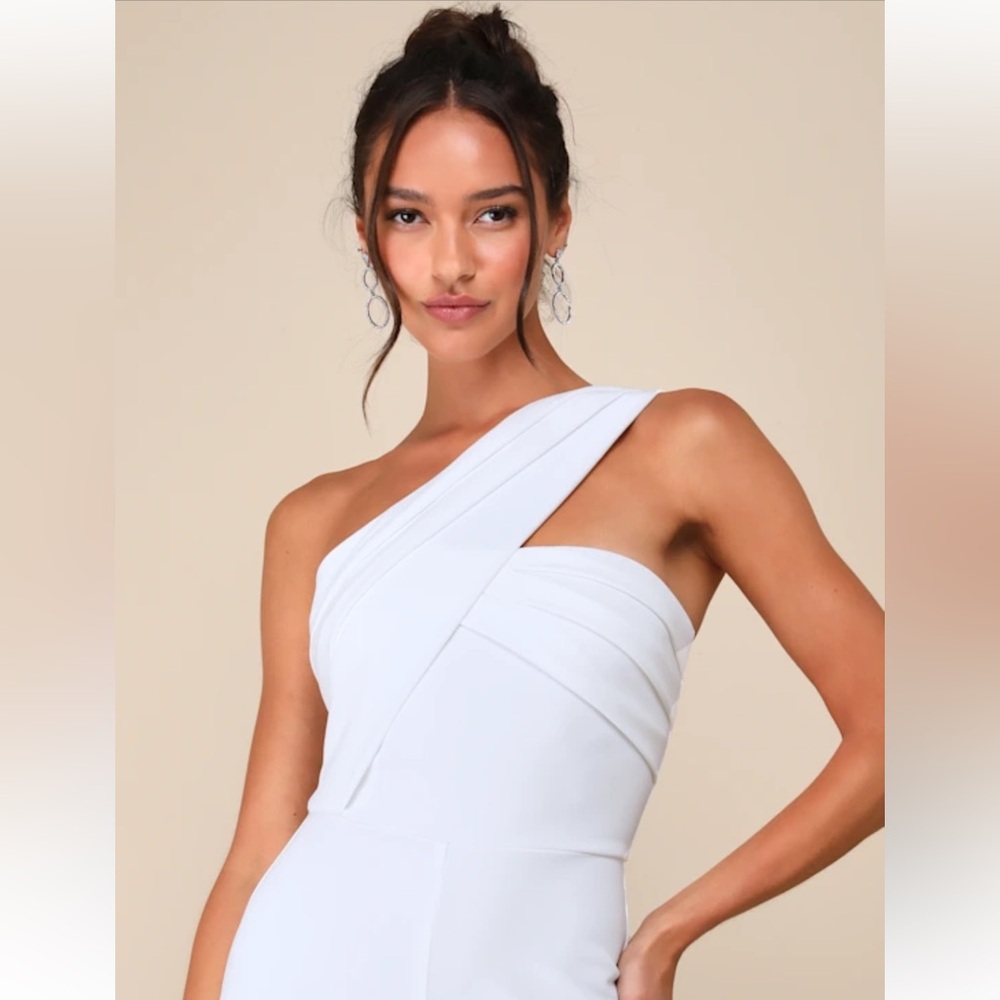 Devoted to Fun Ivory One Shoulder Sleeveless jumpsuit